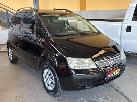 FIAT IDEA 1.4 MPI FIRE ELX 8V FLEX 4P MANUAL FIAT IDEA 1.4 MPI FIRE ELX 8V FLEX 4P MANUAL